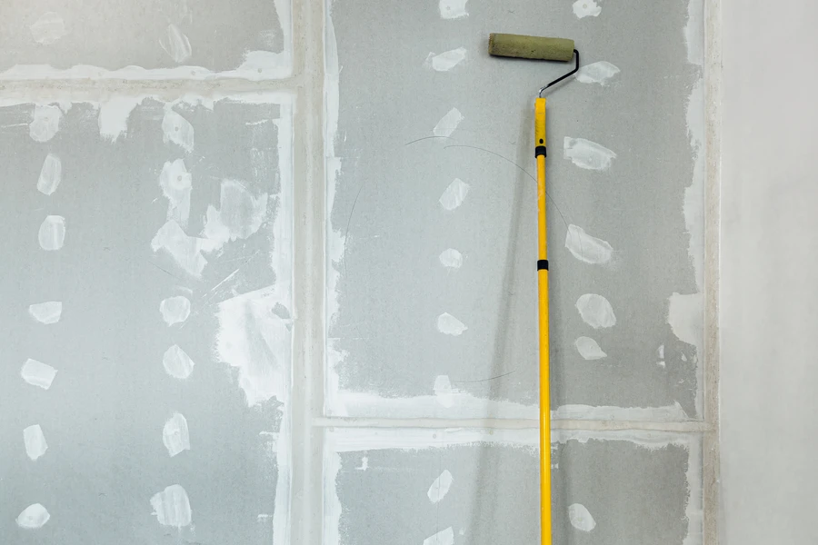 Signs You Need Professional Drywall Repair Lynnwood, WA