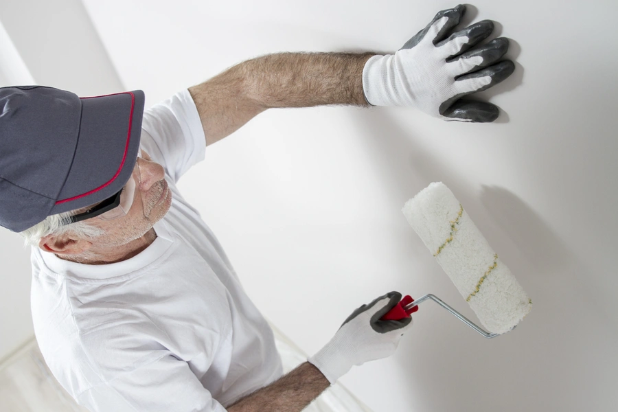 Signs You Need Professional Drywall Repair in Lynnwood, WA